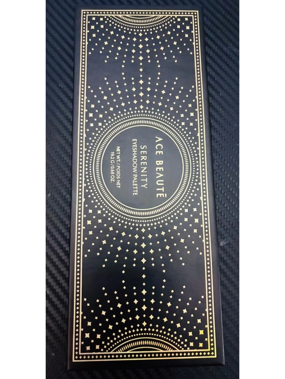 Ace Beauté Serenity eyeshadow palette